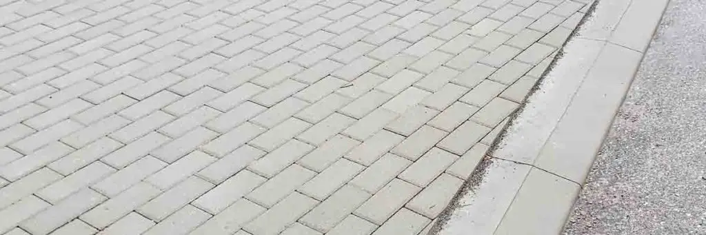 Betoninės-trinkelės-klojimas-ilgaamžiam-grindiniui​