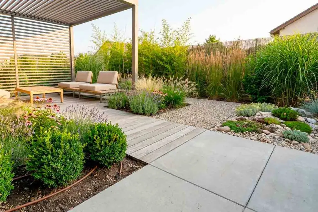 Poilsio zonos įrengimas kieme